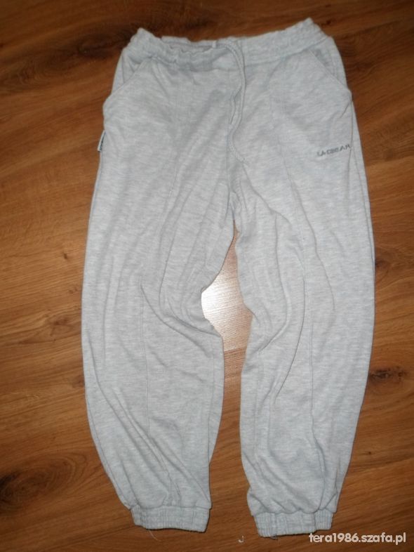 pumpy spodnie dresowe104 cm
