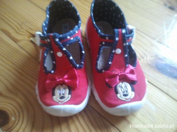 NOWE KAPCIE CCC MYSZKA MINNIE 25