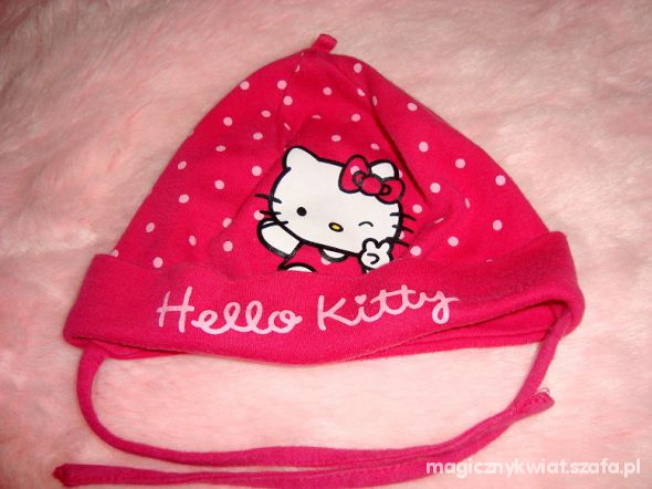 CZAPECZKA HIM HELLO KITTY 6 12 M
