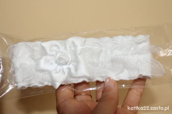 Śliczna opaska na chrzestroczek