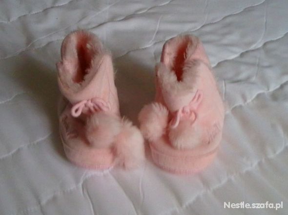 zimowe buciki dla dziewczynki