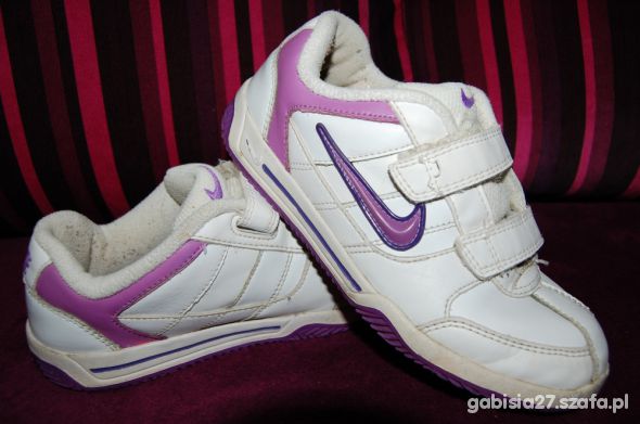 Nike adidaski 32