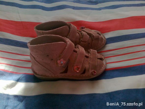 Daniel buty dla dziewczynki zdrowa stopa