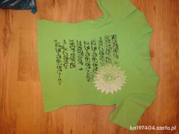 koszulka zielona z kwiatem 146