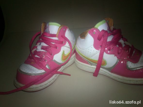 Nike różowe rozm 235