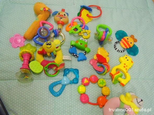 Zestaw grzechotek fisher price i inne