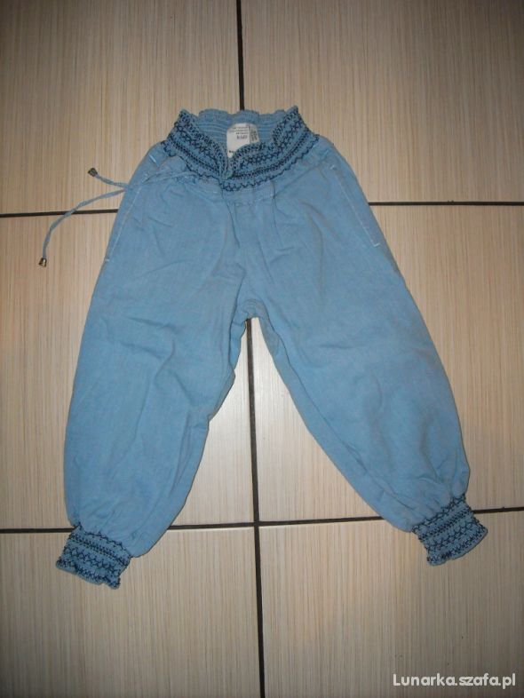 Reserved Bawełniane spodnie pumpy 92 cm