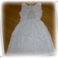 Śliczna biała sukienka 122