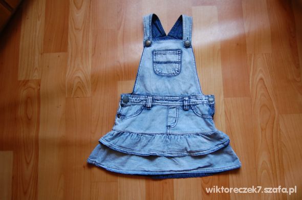 Denim sukienka ogrodniczka 104