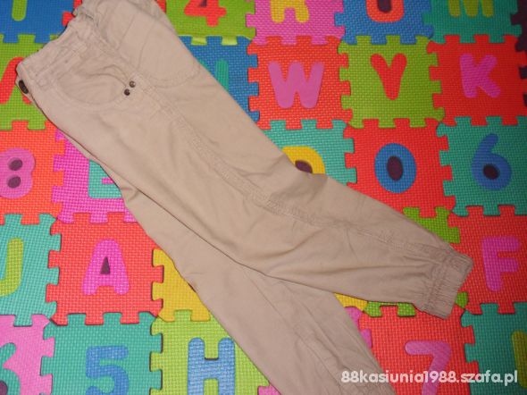 spodnie sztruksowe Terranova r 4