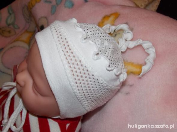 Śliczna azurkowa czapeczka noworodek