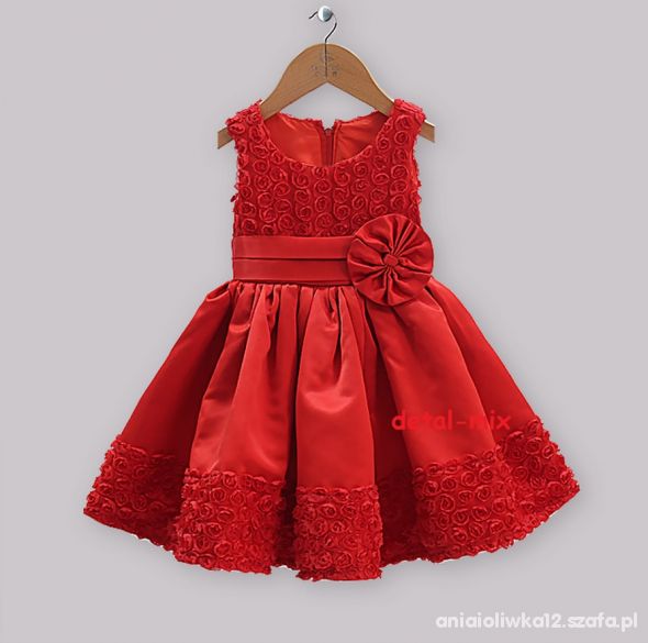 sukienka czerwona w różyczki
