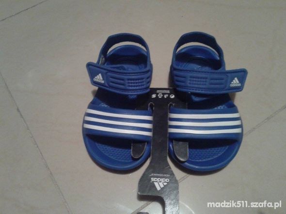 Nowe sandałki Adidas