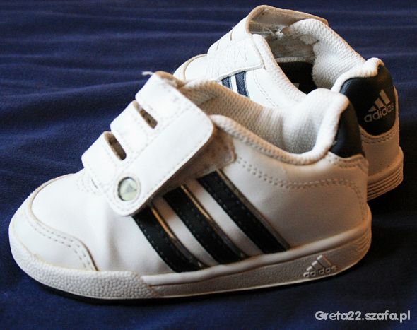 Oryginalne buciki firmy Adidas rozmiar 22