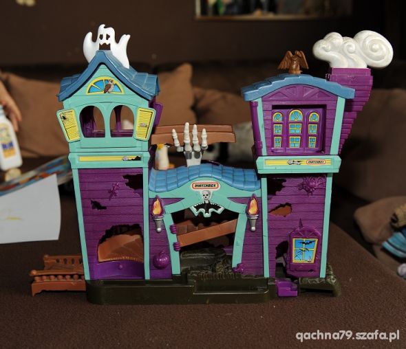 ZAMEK STRACHU MATCHBOX