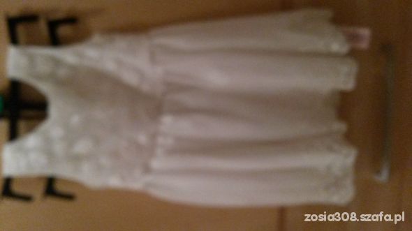 sliczna biala sukienka