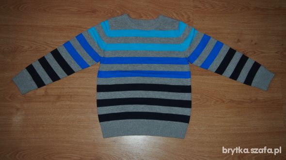 Nowy sweterek r 122