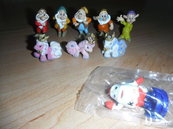 krasnoludki i kucyki figurki kinder