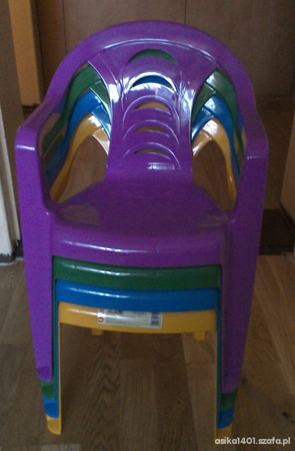 Plastikowe krzesełka dla dzieci NOWE