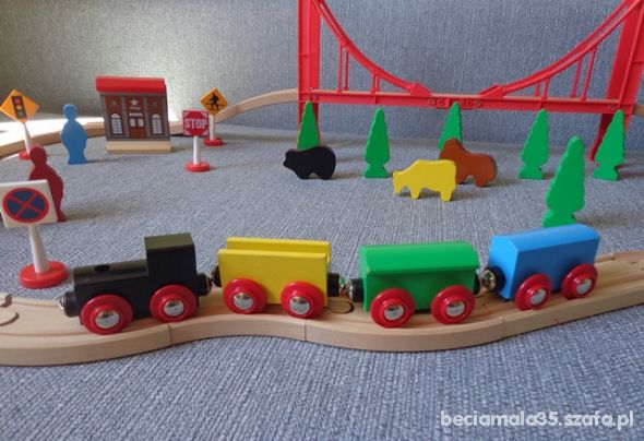 Drewniany pociąg wraz z torem i mostem 55 elem