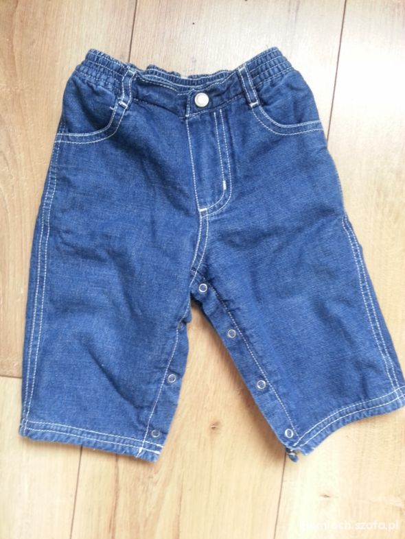 Unikalne zimowe jeansy na korzuszku 68 6 do 9m