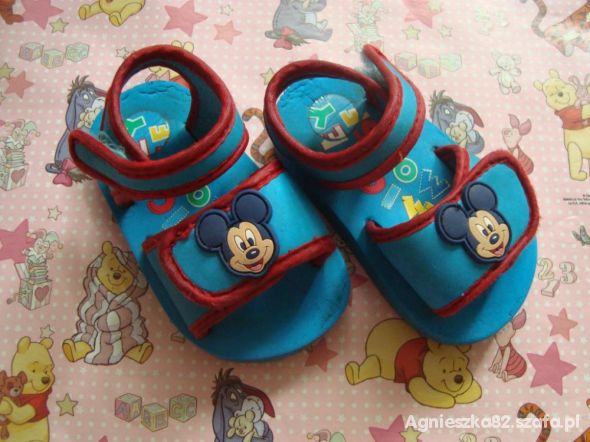 Disney sandałki r 21