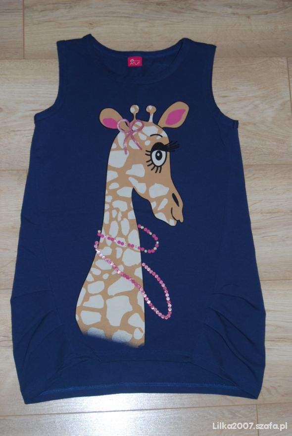 Sukienka z żyrafą