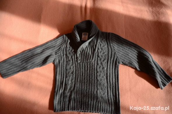 Elegancki szary sweter 104