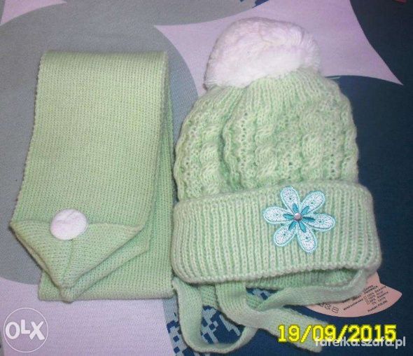 Nowy komplecik na zimę czapka i szalik