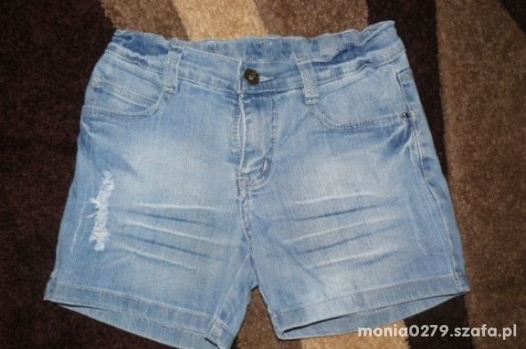 Krótkie jeansowe spodenki CoolClub 146