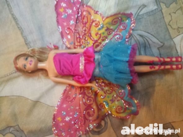 Lalka Barbie motyl