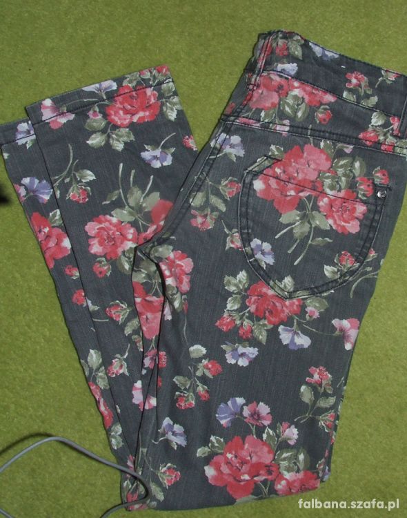 Next spodnie w kwiaty