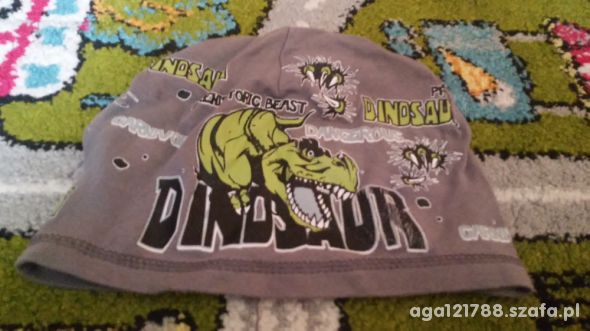 czapka dinozaur
