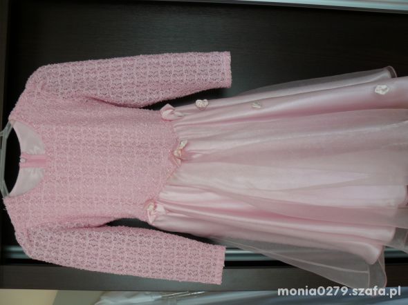 Śliczna różowa sukienka 128
