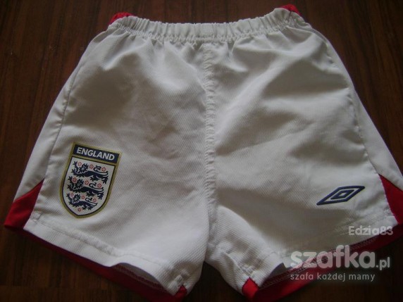 krutkie spodenki UMBRO