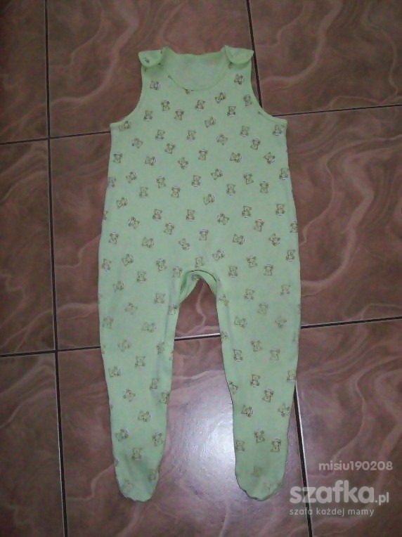 Śliczne z misiami śpioszki w świetnym stanie 86