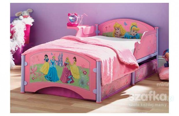 łóżeczko dla małej księżniczki