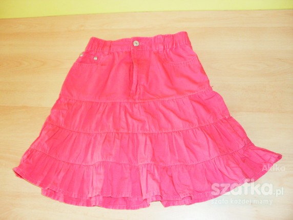 Spódniczka rozm 116 do 128 na 5 do 6 lat