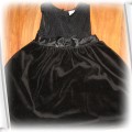 Elegancka i słodka aksamitna sukienka 104