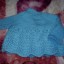 Uroczy niebieski sweterek dla noworodka