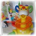 Fisher Price Zyrafa pileczkowa