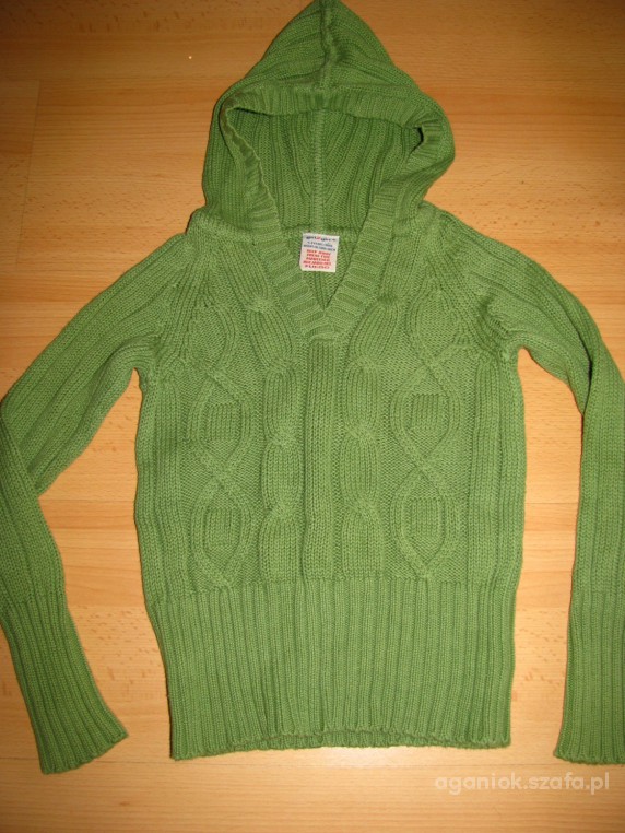 Sliczny sweterek z kapturem girl2girl r116 122