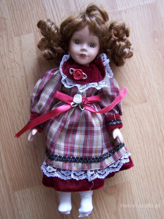 kolekcjonerska lalka
