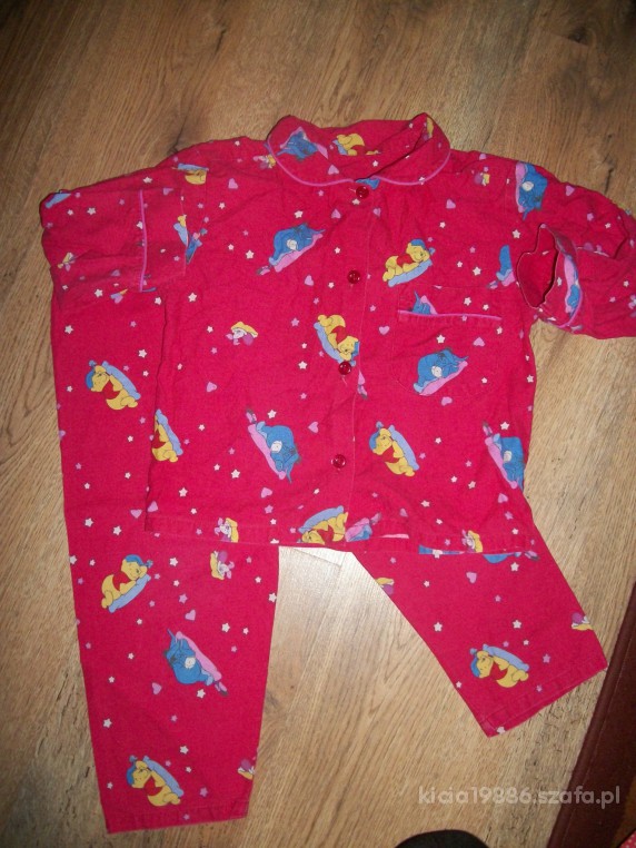 Pizamka z kubusiem puchatkiem