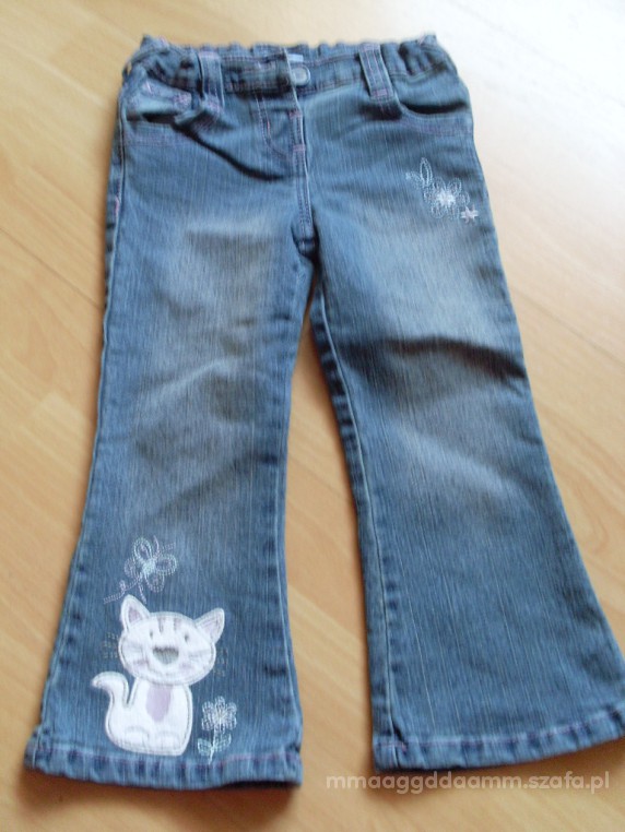 Urocze jeansy na 98cm