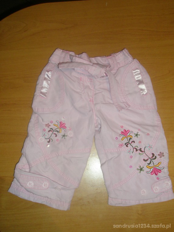 różowe spodnie z cekinami i haftami r 68