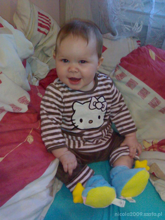 HM HELLO KITTY 62 CENA Z PRZESYŁKĄ