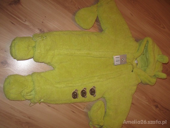 Śliczny nowy kombinezon