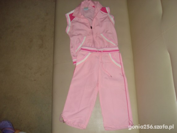 słodziutki różowy komplecik