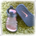 Sandałki Nike 22
